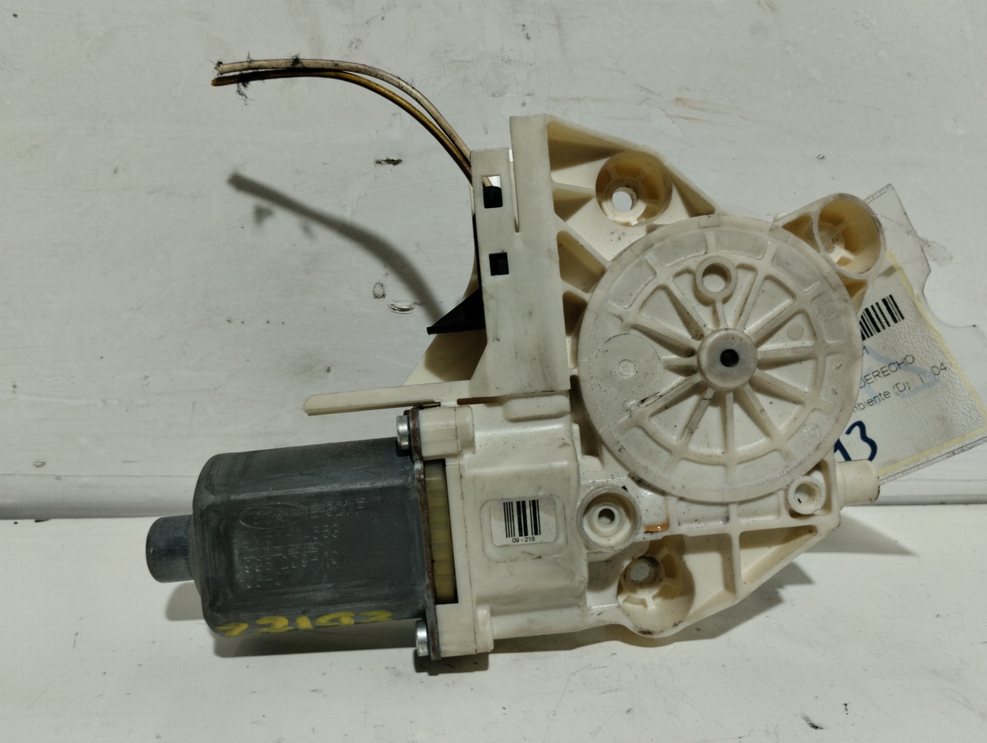 PEUGEOT Focus 2 generation (2004-2011) Motor de control geam ușă dreapta față 0130822216,0130822216 24601710