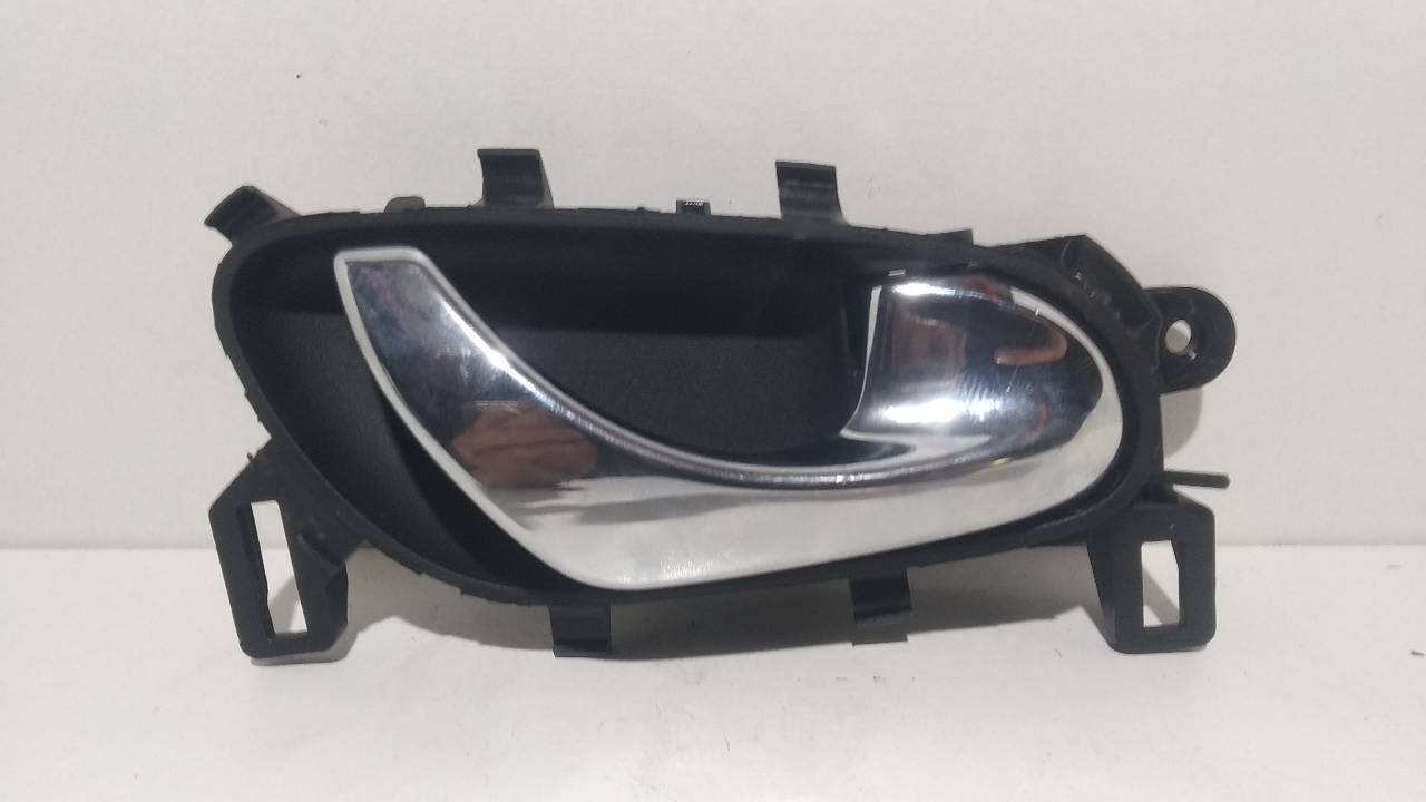 NISSAN Qashqai 2 generation (2013-2023) Labais aizmugures iekšējais atvēršanas rokturis 806704EA1A 25222106