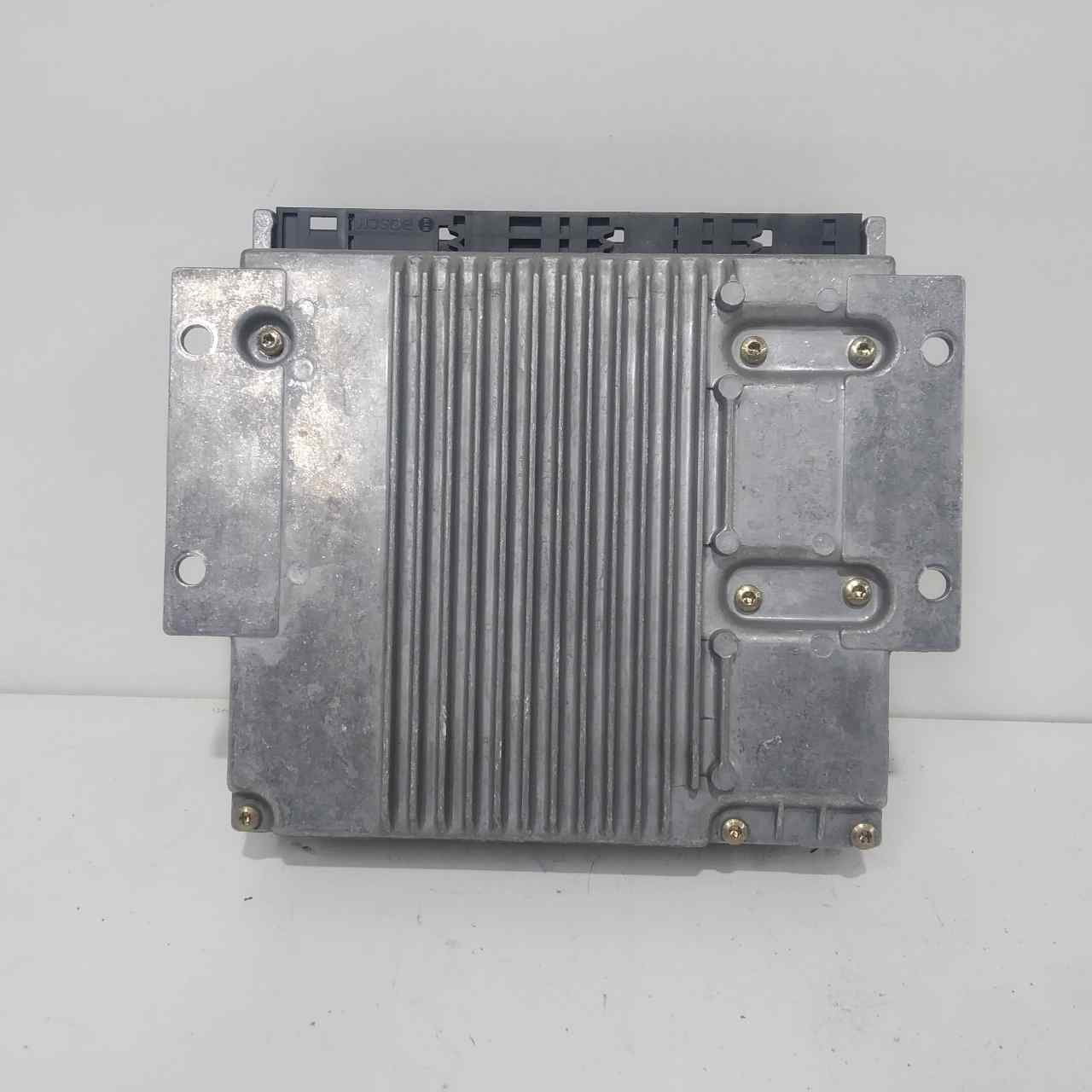 VAUXHALL M-Class W163 (1997-2005) Moottorin ohjausyksikkö ECU A0265458632 24907738