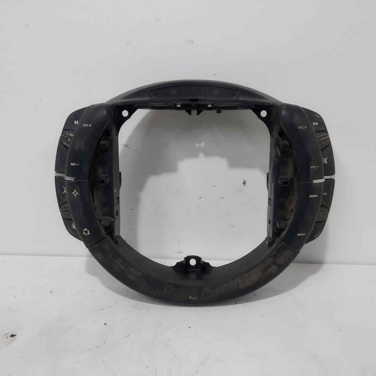 CITROËN C4 Picasso 1 generation (2006-2013) Steering Wheel 96624939XT 25696623