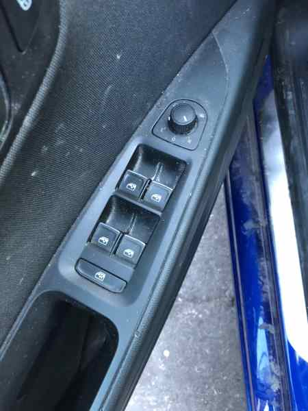 SEAT Toledo 3 generation (2004-2010) Tailgate  Window Wiper Motor 5F4955711A 24601713
