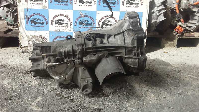 VOLKSWAGEN Passat B5 (1996-2005) Gearbox FHN 22840553