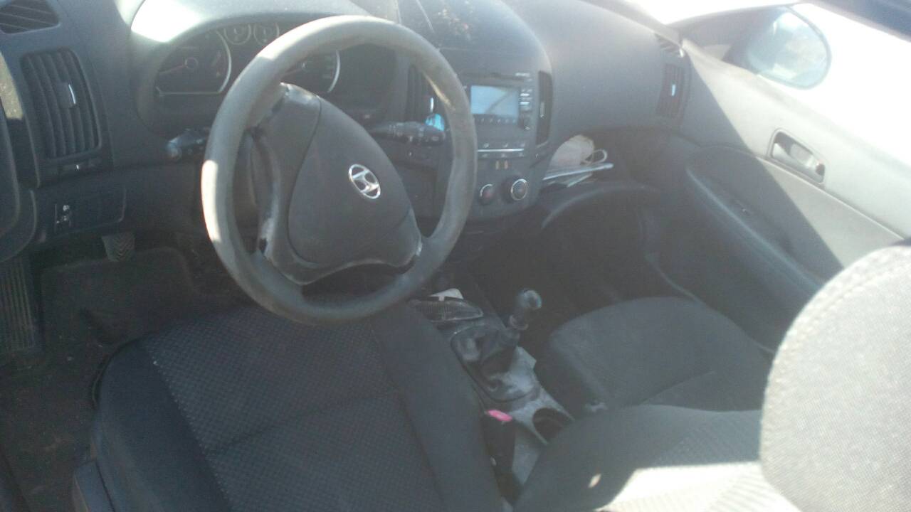 HYUNDAI i30 FD (1 generation) (2007-2012) Стартер 25222820