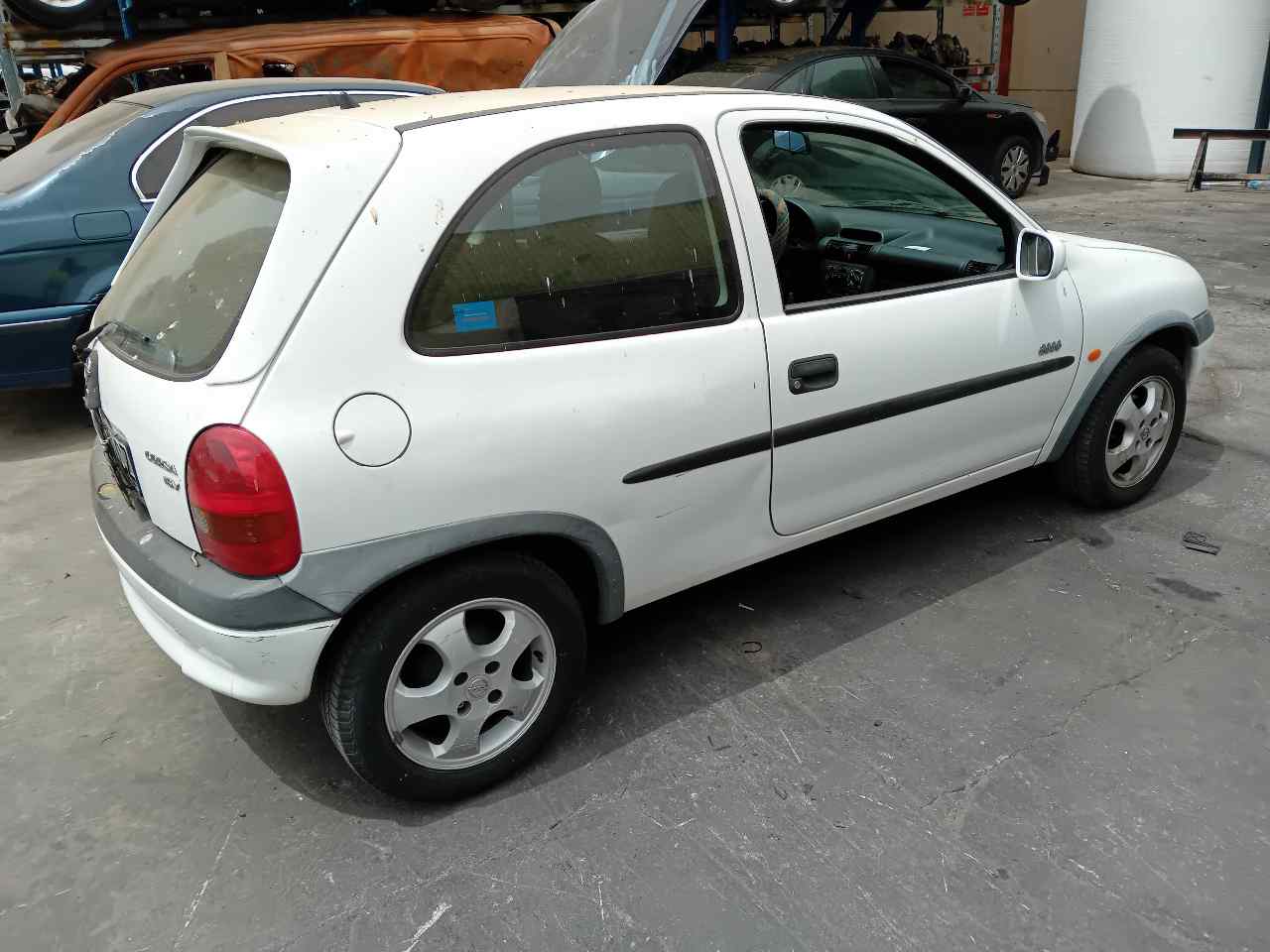 VOLKSWAGEN Corsa B (1993-2000) Høyre sidespeil 25303796