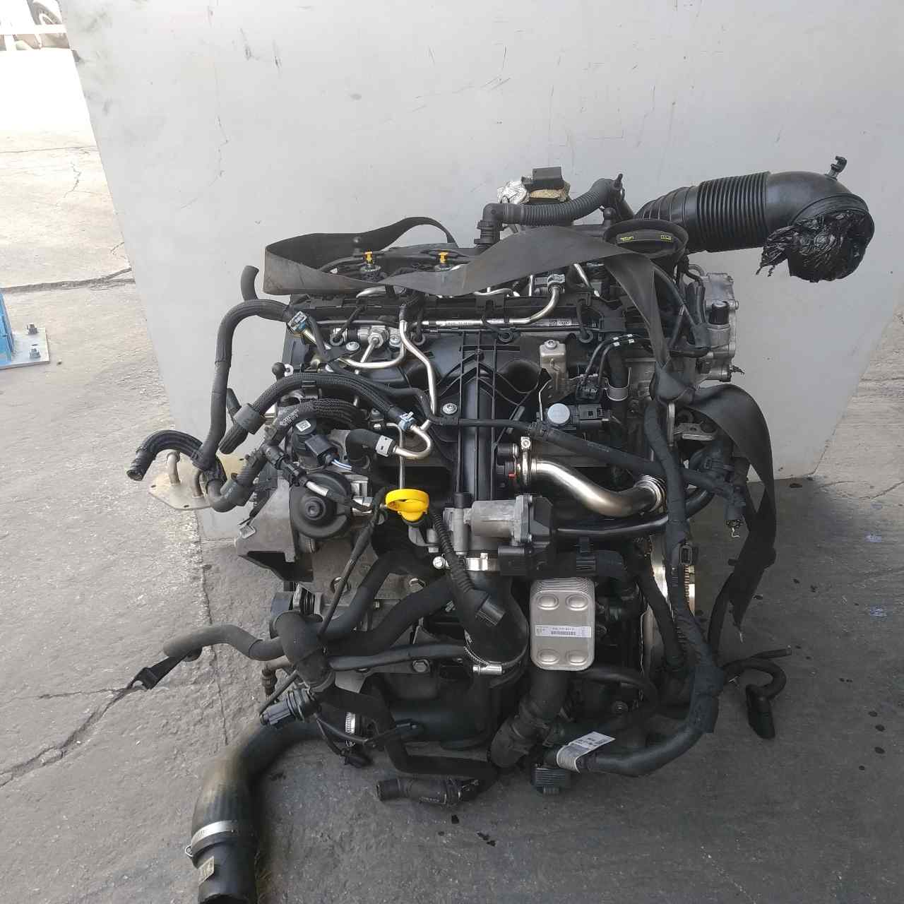 VOLKSWAGEN Tiguan 1 generation (2007-2017) Engine CFF 25086504