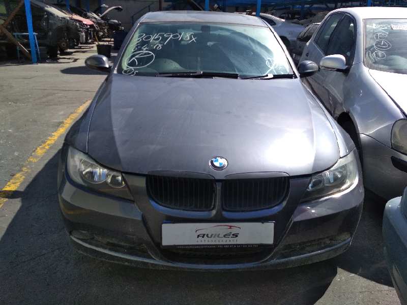 BMW 3 Series E90/E91/E92/E93 (2004-2013) Охлаждающий радиатор 25314535