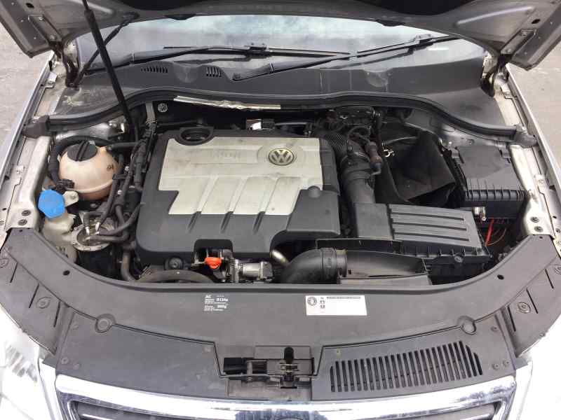 VOLKSWAGEN Passat B6 (2005-2010) Регулатор на прозореца на предната лява врата 24876010