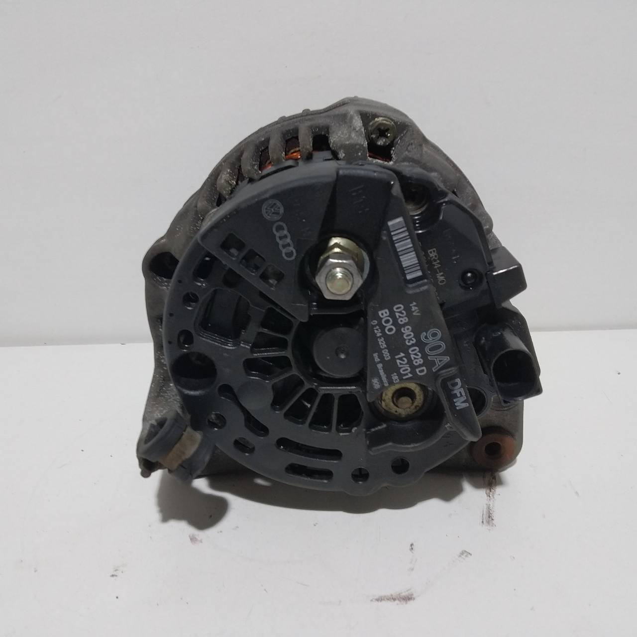 CHEVROLET Bora 1 generation (1998-2005) Alternator 028903028D 23059771