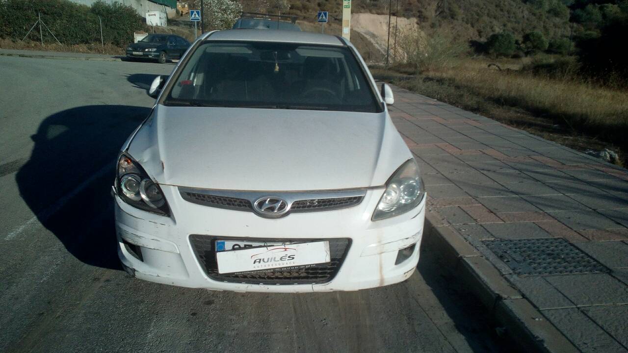 HYUNDAI i30 FD (1 generation) (2007-2012) Стартер 25222820