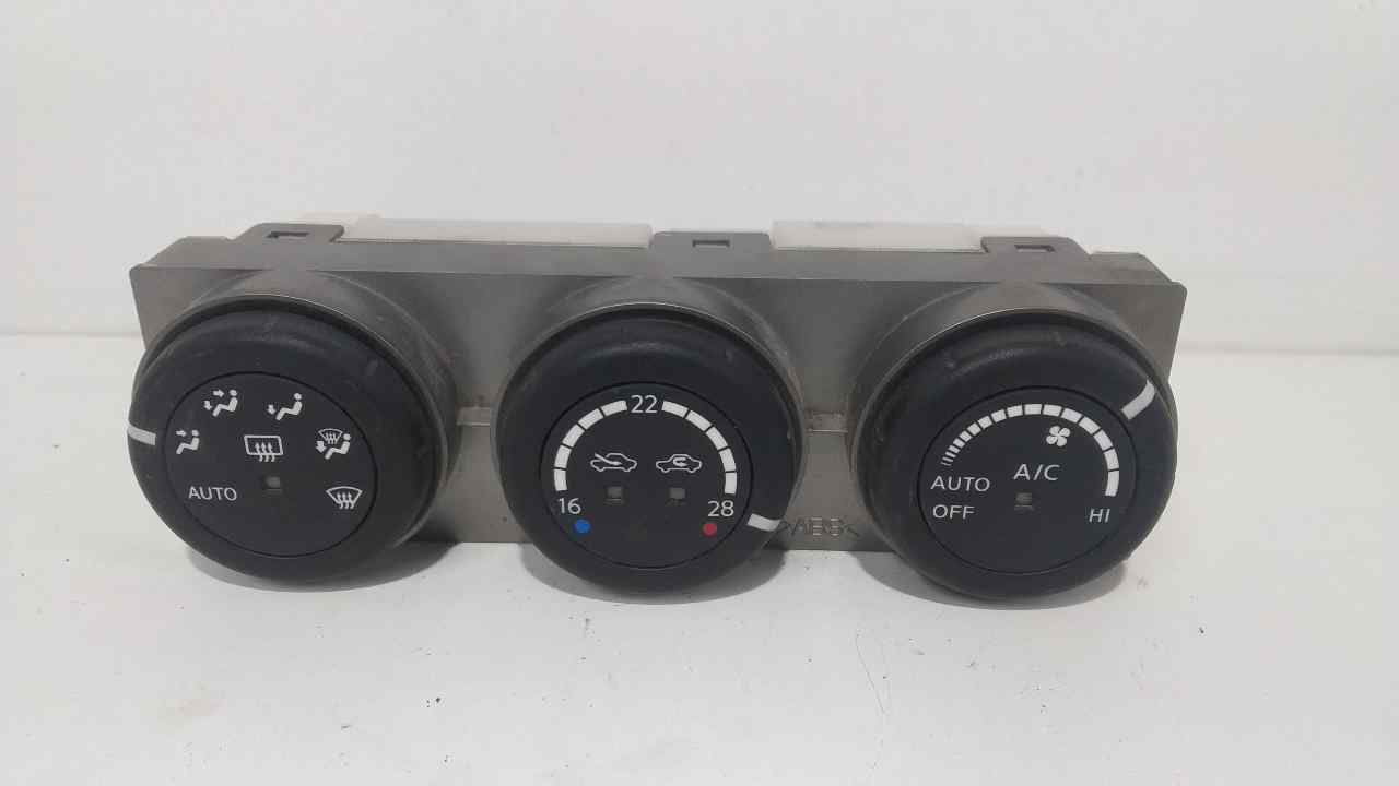 NISSAN X-Trail T30 (2001-2007) Climate  Control Unit 27500ES71A 25222570