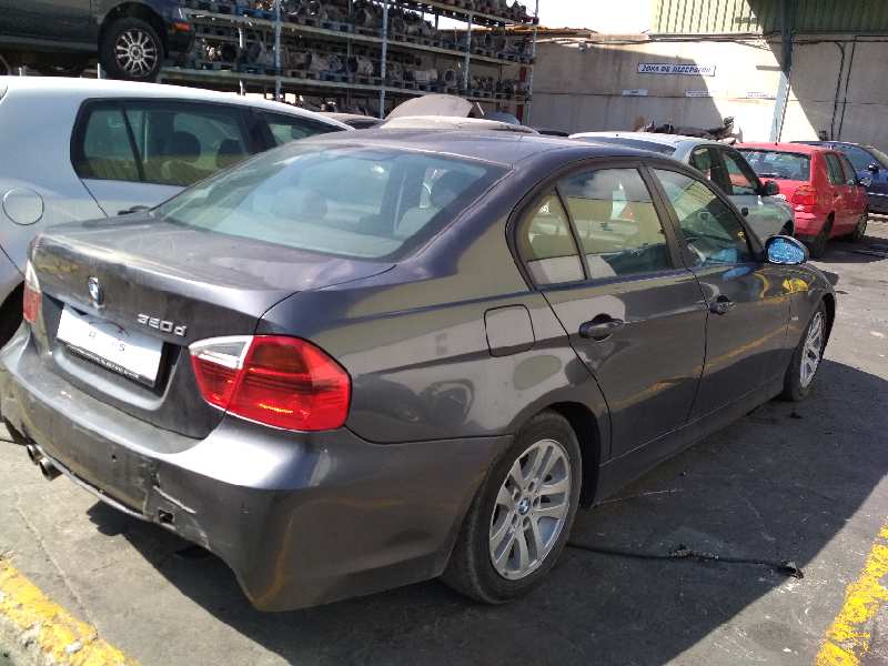 BMW 3 Series E90/E91/E92/E93 (2004-2013) Охлаждающий радиатор 25314535