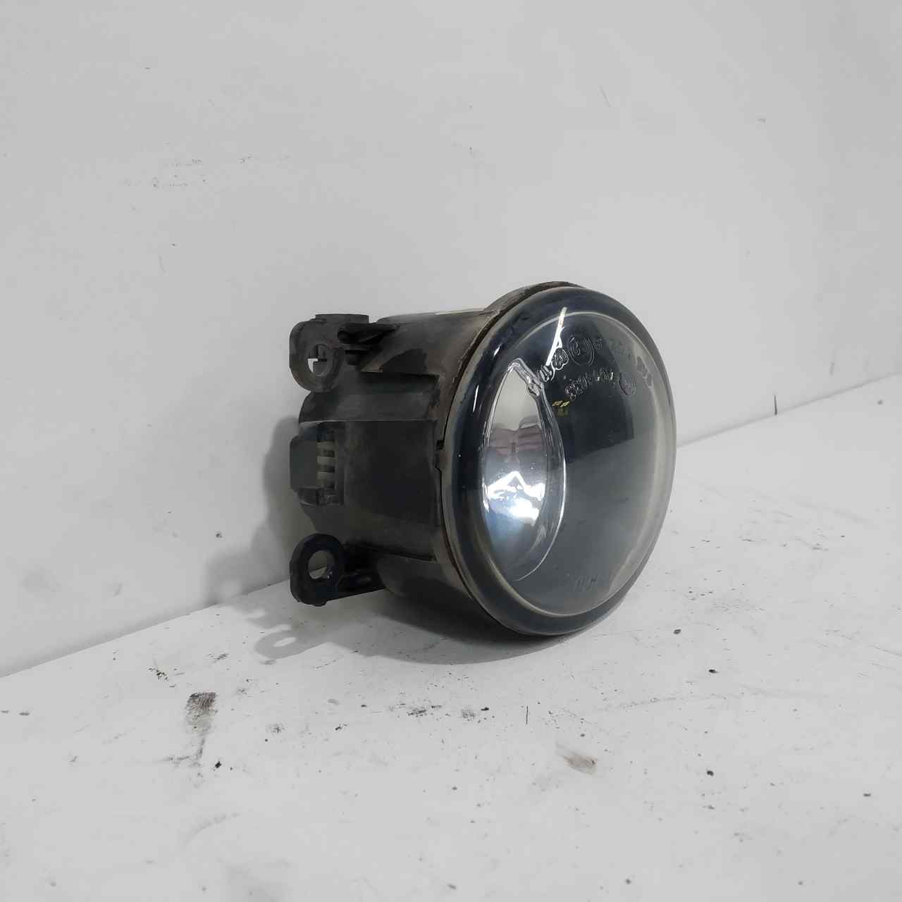 RENAULT Twingo 2 generation (2007-2014) Front Left Fog Light 8200074008 25401082