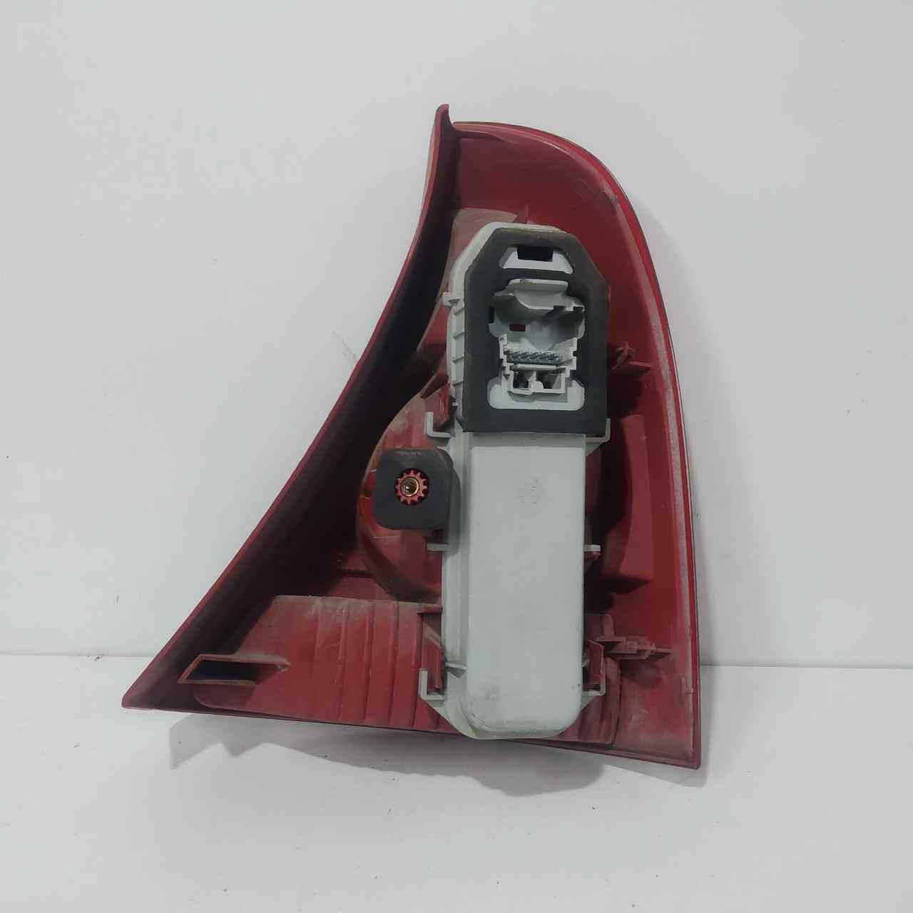 VAUXHALL Clio 3 generation (2005-2012) Rear Left Taillight 25281114