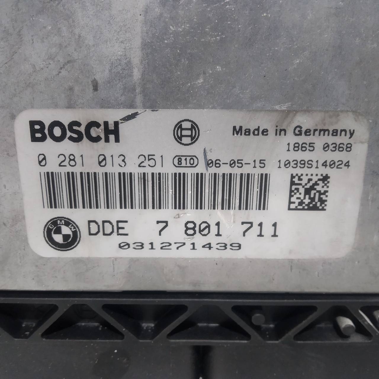 BMW 3 Series E90/E91/E92/E93 (2004-2013) Engine Control Unit ECU 7801711 23500168