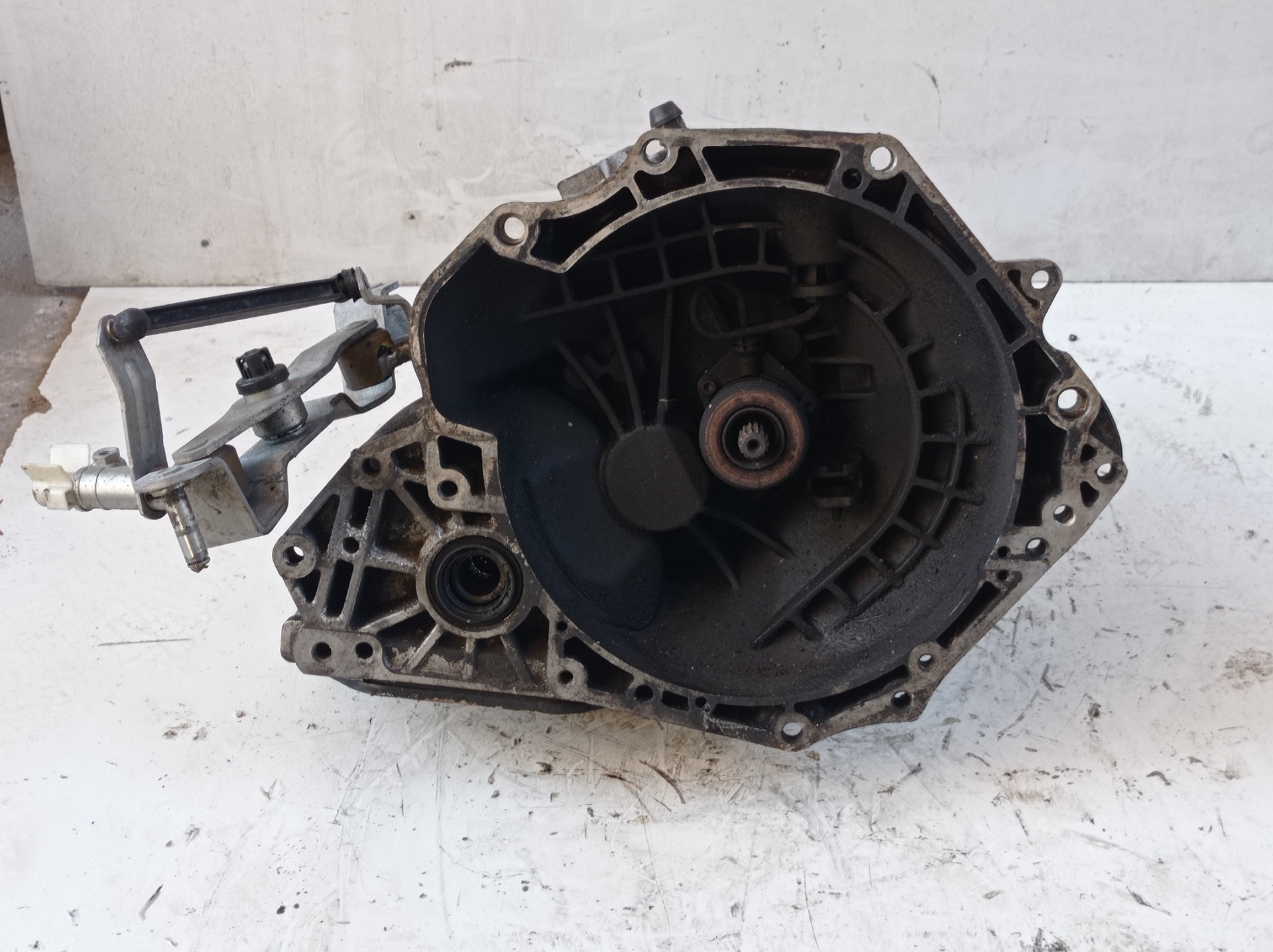 OPEL Corsa C (2000-2006) Gearbox R90400209 18395024