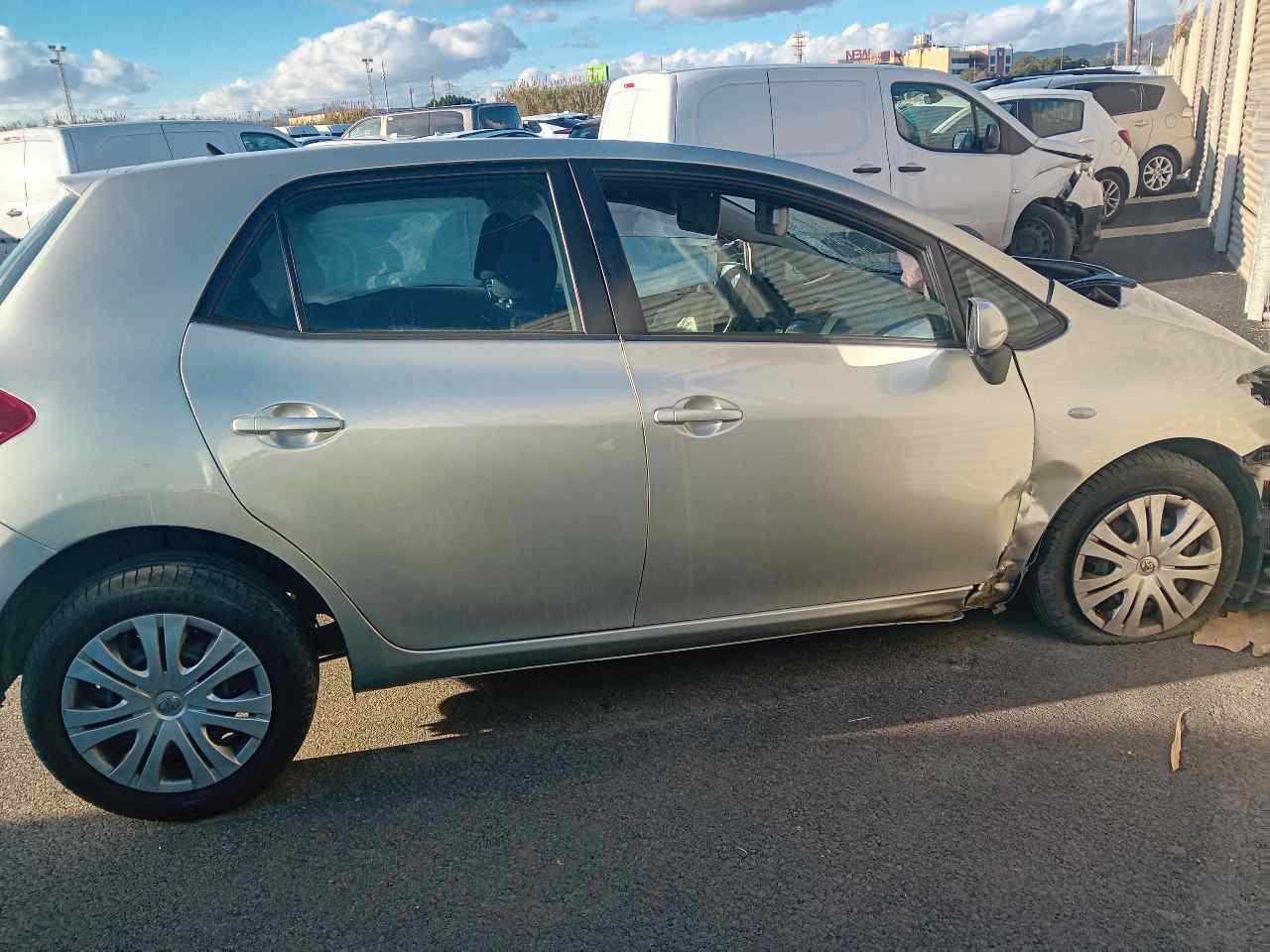 TOYOTA Auris 1 generation (2006-2012) Variklis 1NDTV 23968001