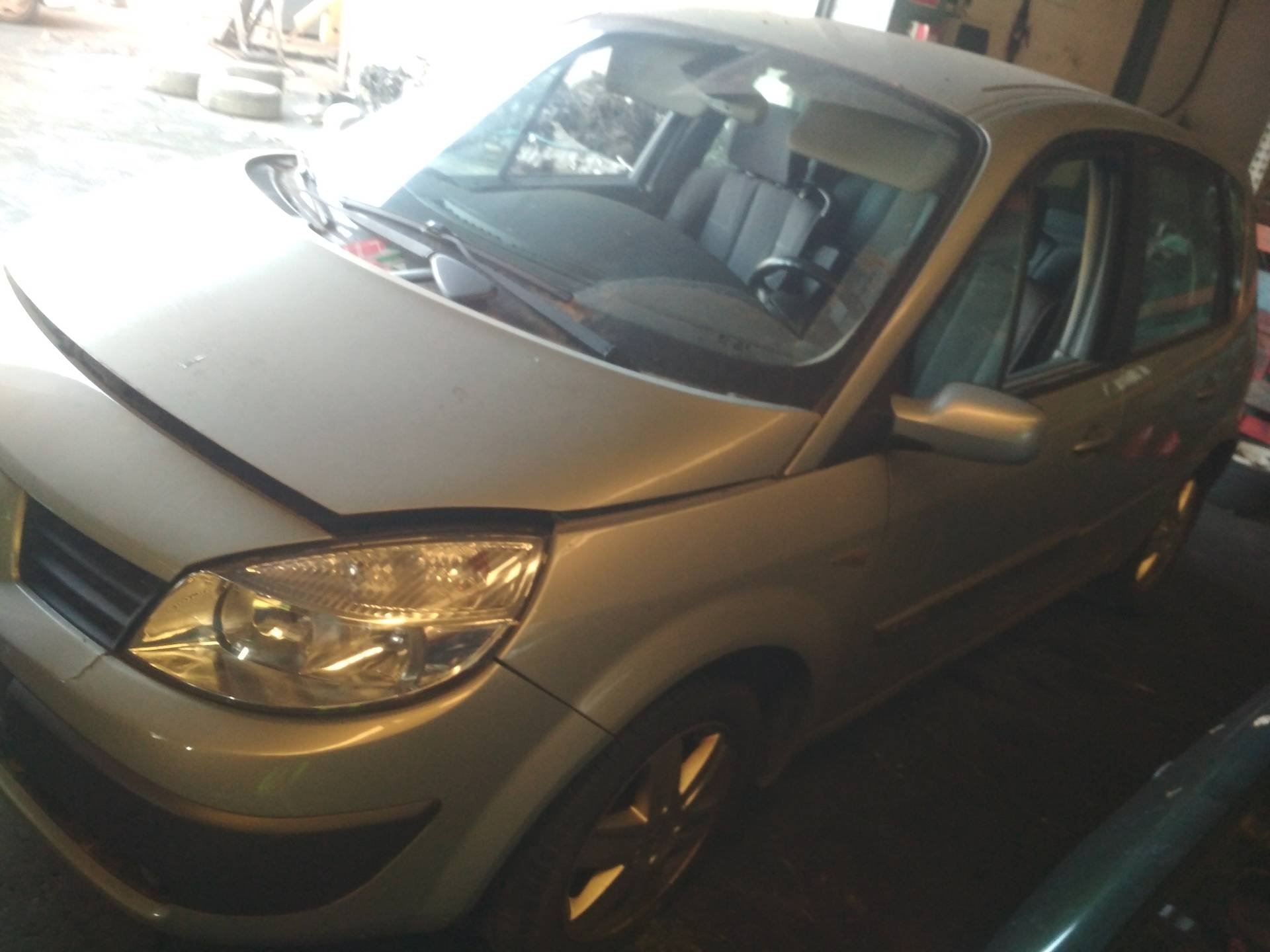 HYUNDAI Scenic 2 generation (2003-2010) Стартер 8200266777A 18376452