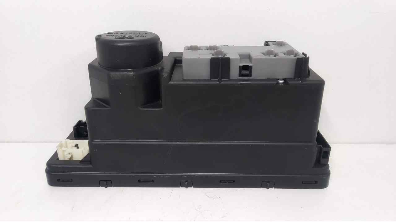 MERCEDES-BENZ CLK AMG GTR C297 (1997-1999) Centrinio užrakto vakuuminė pompa 2108002748 24537597
