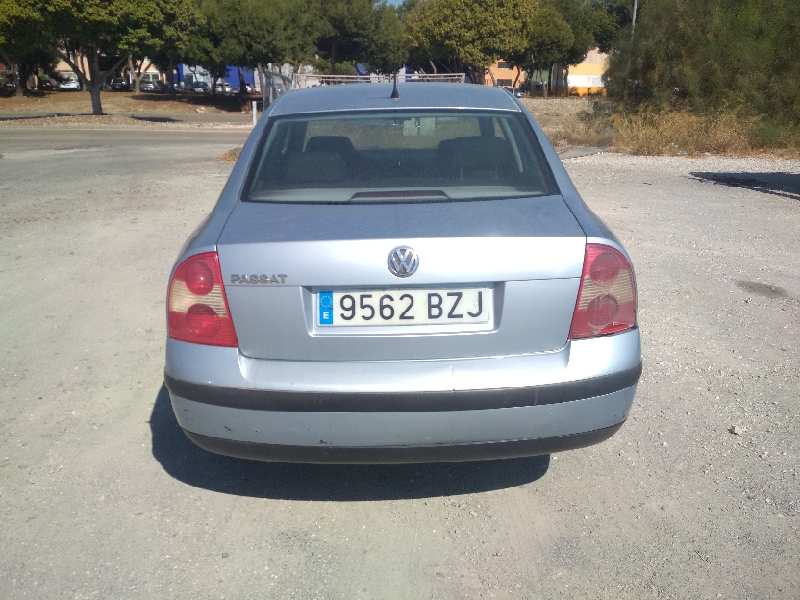 VOLKSWAGEN Passat B5 (1996-2005) Starteris 0001107073 24449941