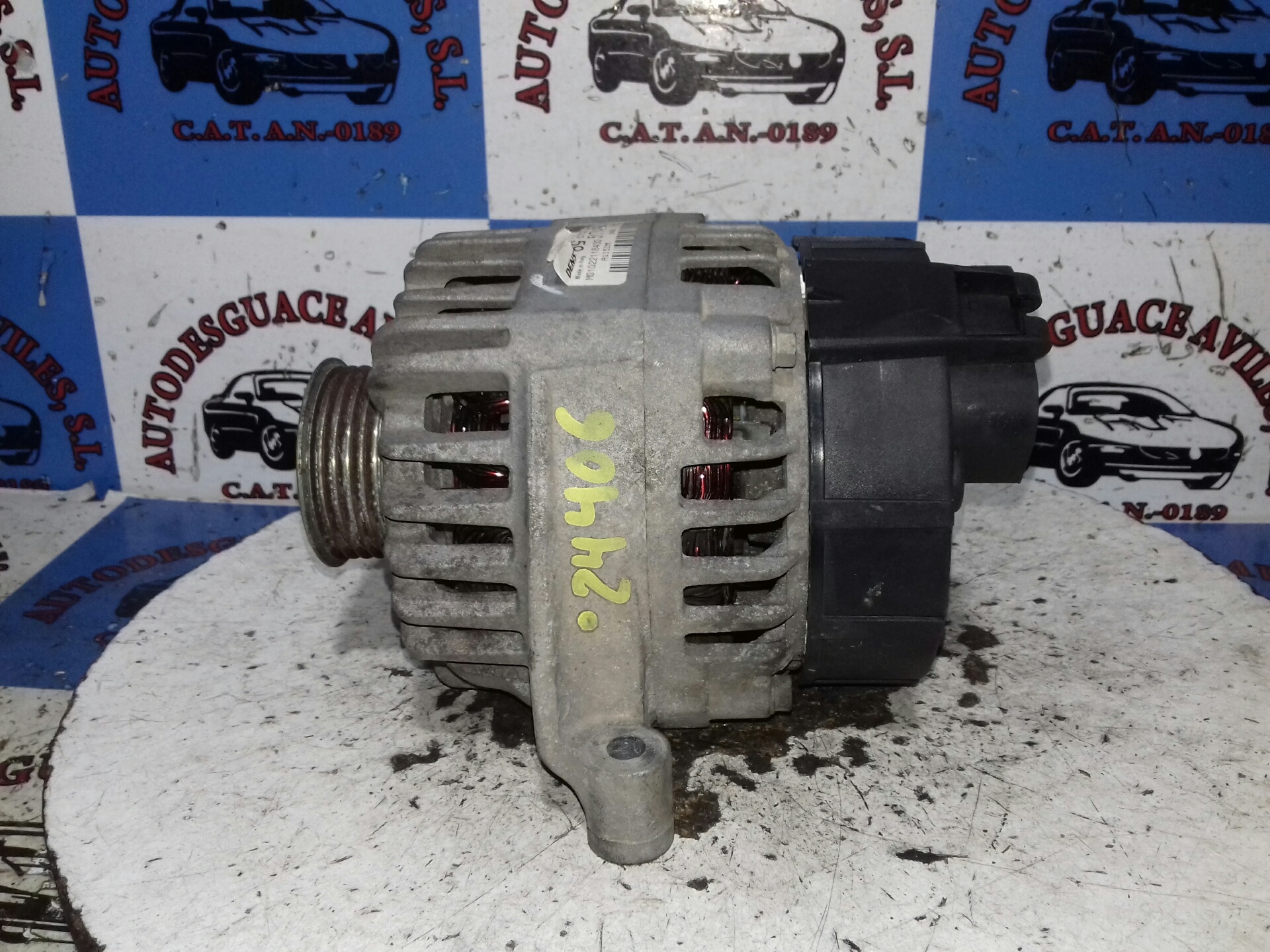 FIAT 500 2 generation (2008-2024) Alternator 51714794 25207342