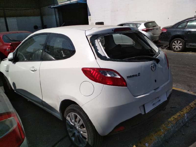 MAZDA 2 2 generation (2007-2014) Стартер M000T32771 18362061