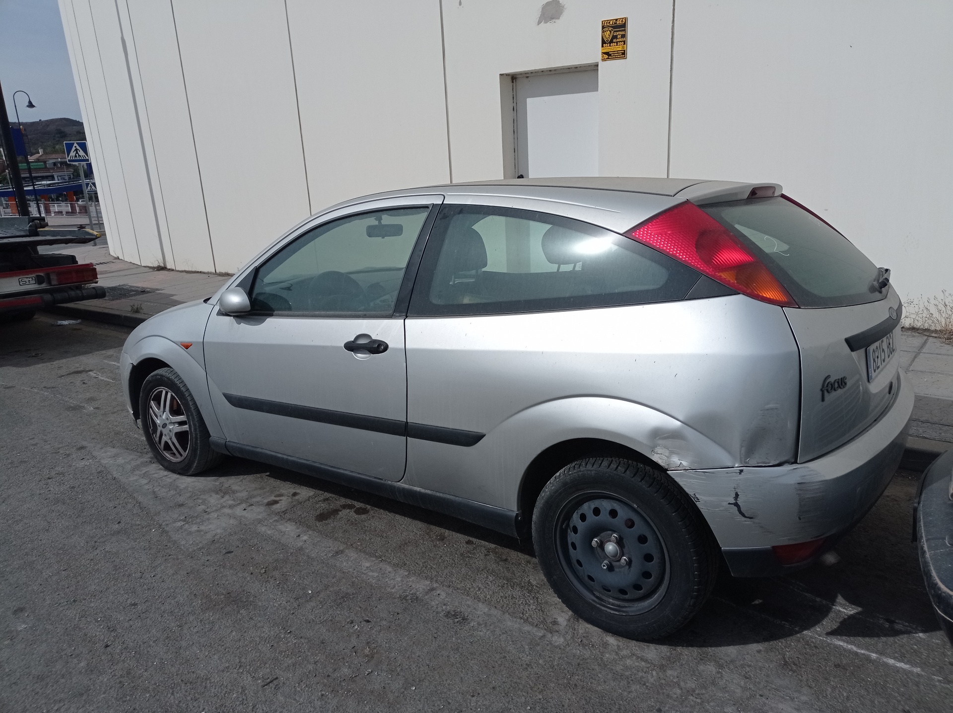 PEUGEOT Focus 1 generation (1998-2010) Generatoriaus skriemulys 24907846