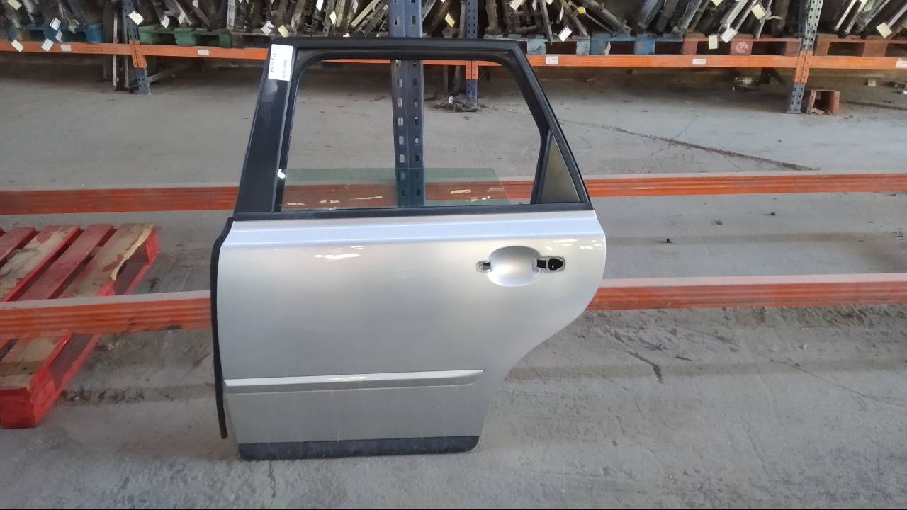 VOLVO V50 1 generation (2003-2012) Rear Left Door 31335469 23625259