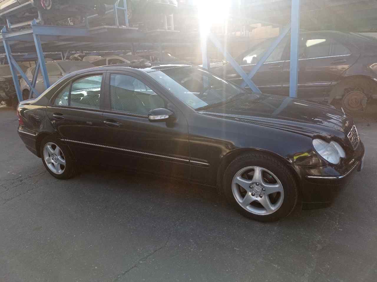 MERCEDES-BENZ C-Class W203/S203/CL203 (2000-2008) Замок передней левой двери 004133112620 25401018