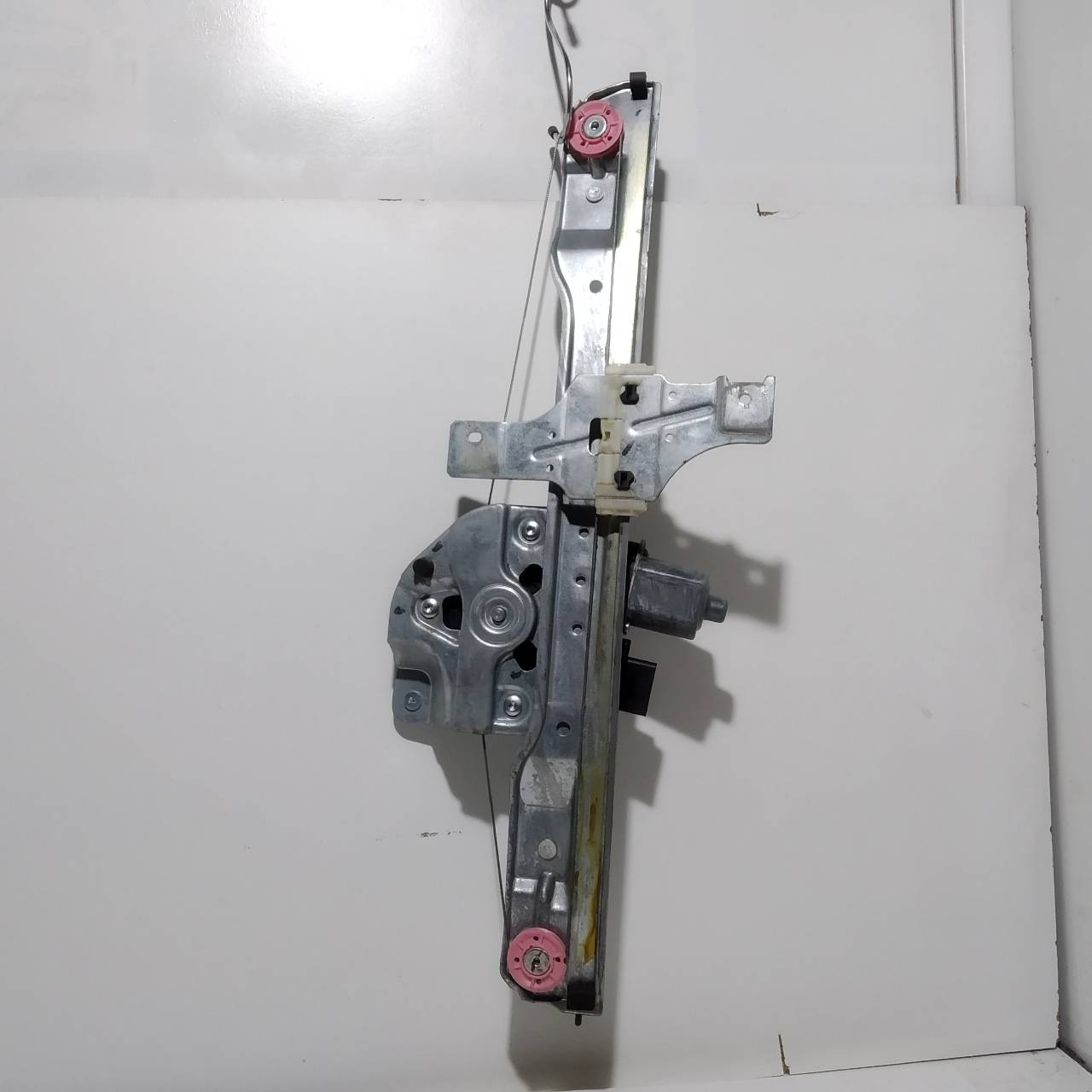 PEUGEOT 208 Peugeot 208 (2012-2015) Front Left Door Window Regulator 9806088180 22576267