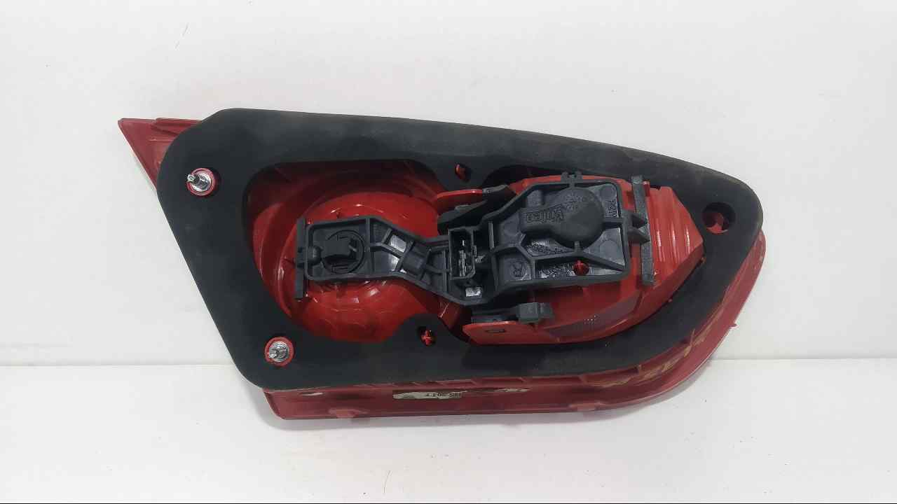 CHEVROLET Leon 2 generation (2005-2012) Rear Right Taillight Lamp 89320301 25222587