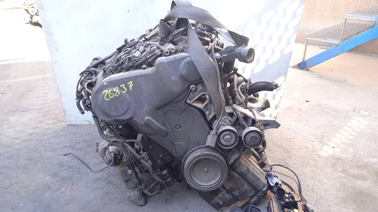 AUDI A4 B8/8K (2011-2016) Motor CGL 20869749