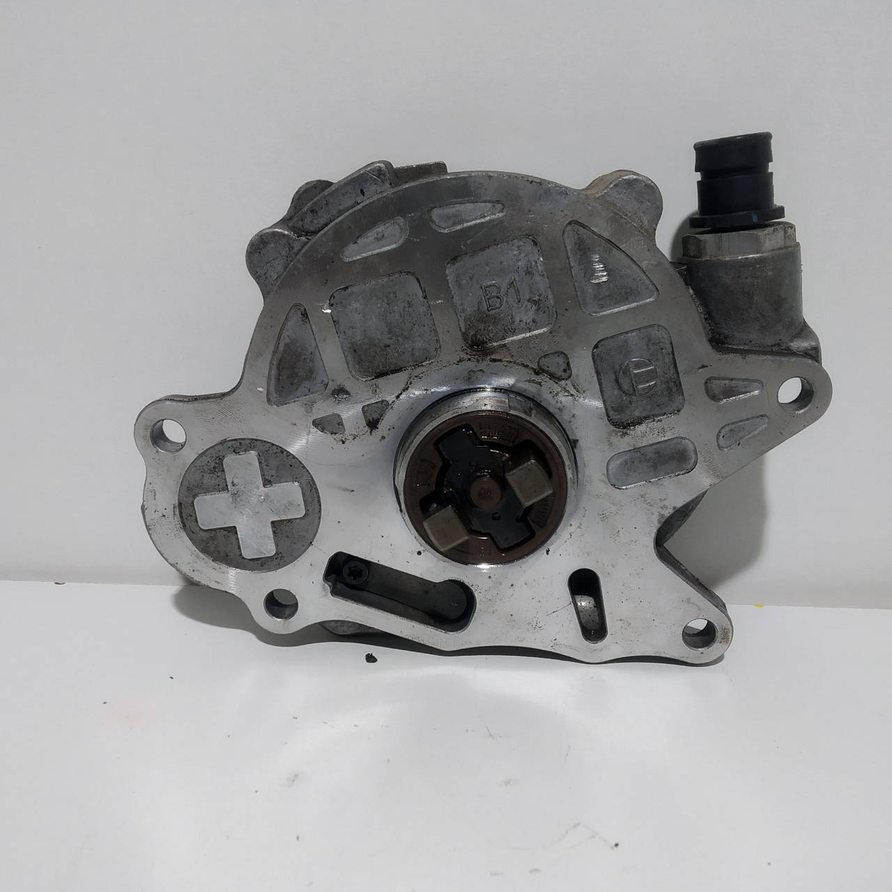 SEAT Altea 1 generation (2004-2013) Pompe à vide 03L145100 25266836