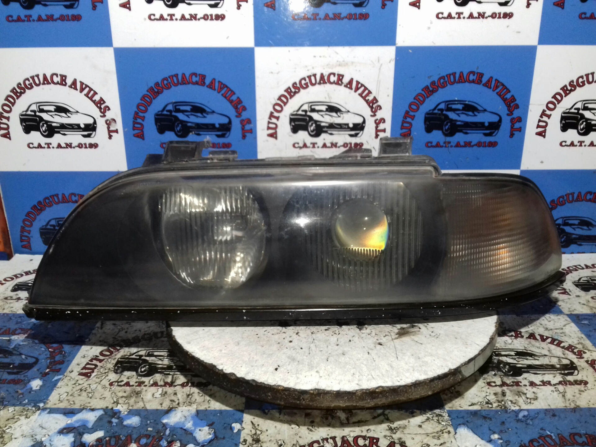 BMW 5 Series E39 (1995-2004) Front Left Headlight 15213900LI 25504193