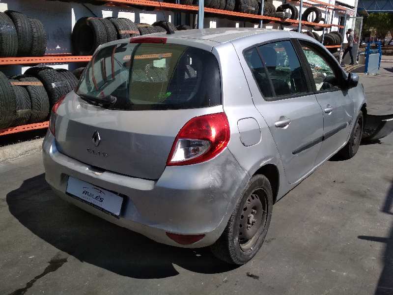 RENAULT Clio 3 generation (2005-2012) Радиатор интеркулера 8200471888 25367778