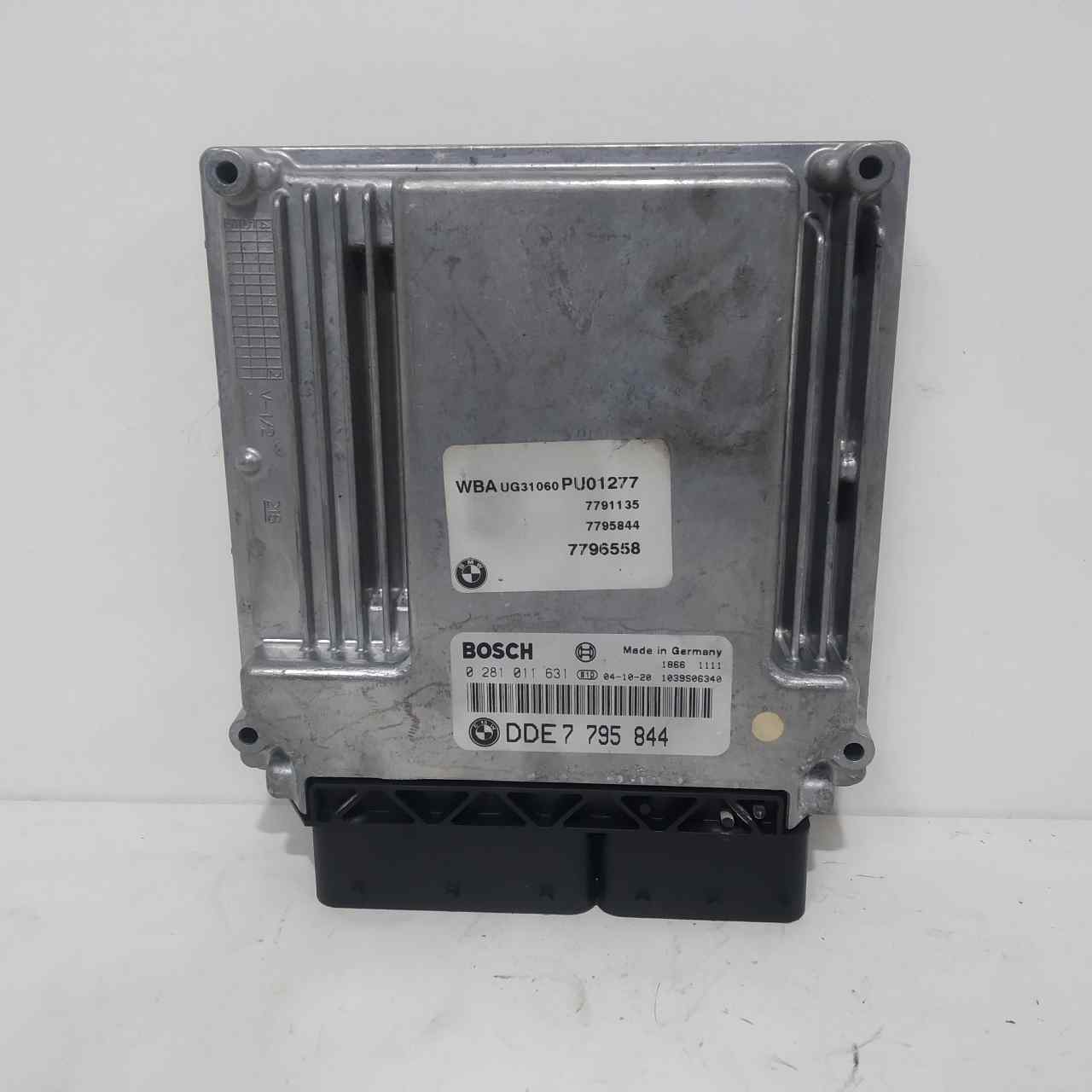 BMW 1 Series E81/E82/E87/E88 (2004-2013) Motorkontrolenhed ECU DDE7795844 25032723