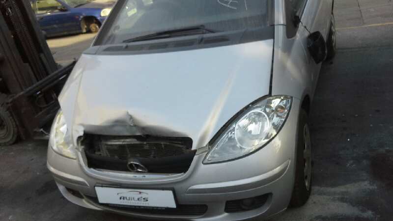 MERCEDES-BENZ A-Class W169 (2004-2012) Priekinių dešinių durų stiklo pakelėjas A1697203079 25222814