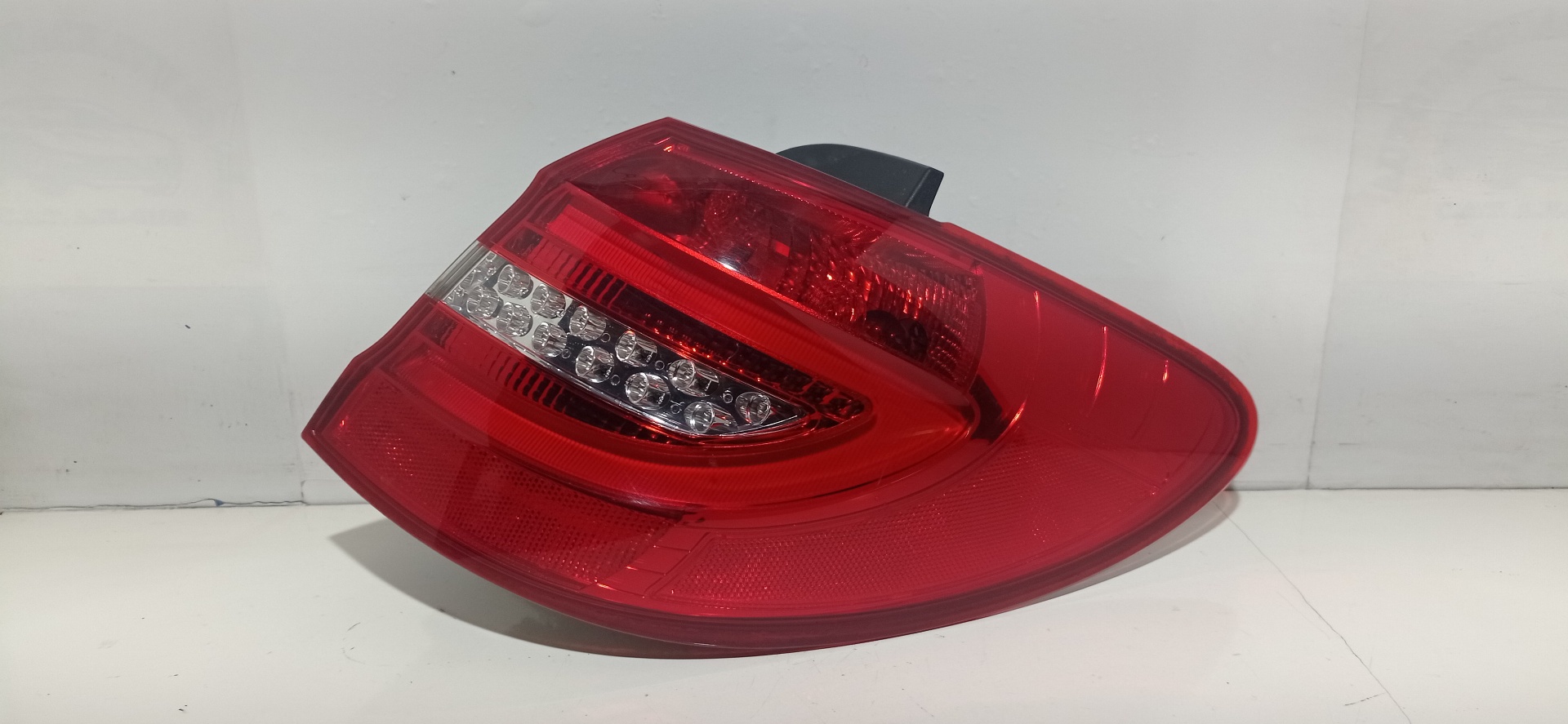 MERCEDES-BENZ B-Class W246 (2011-2020) Rear Right Taillight Lamp A2468200664 22757650