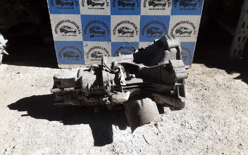 AUDI A4 B5/8D (1994-2001) Gearbox EEN 18372909