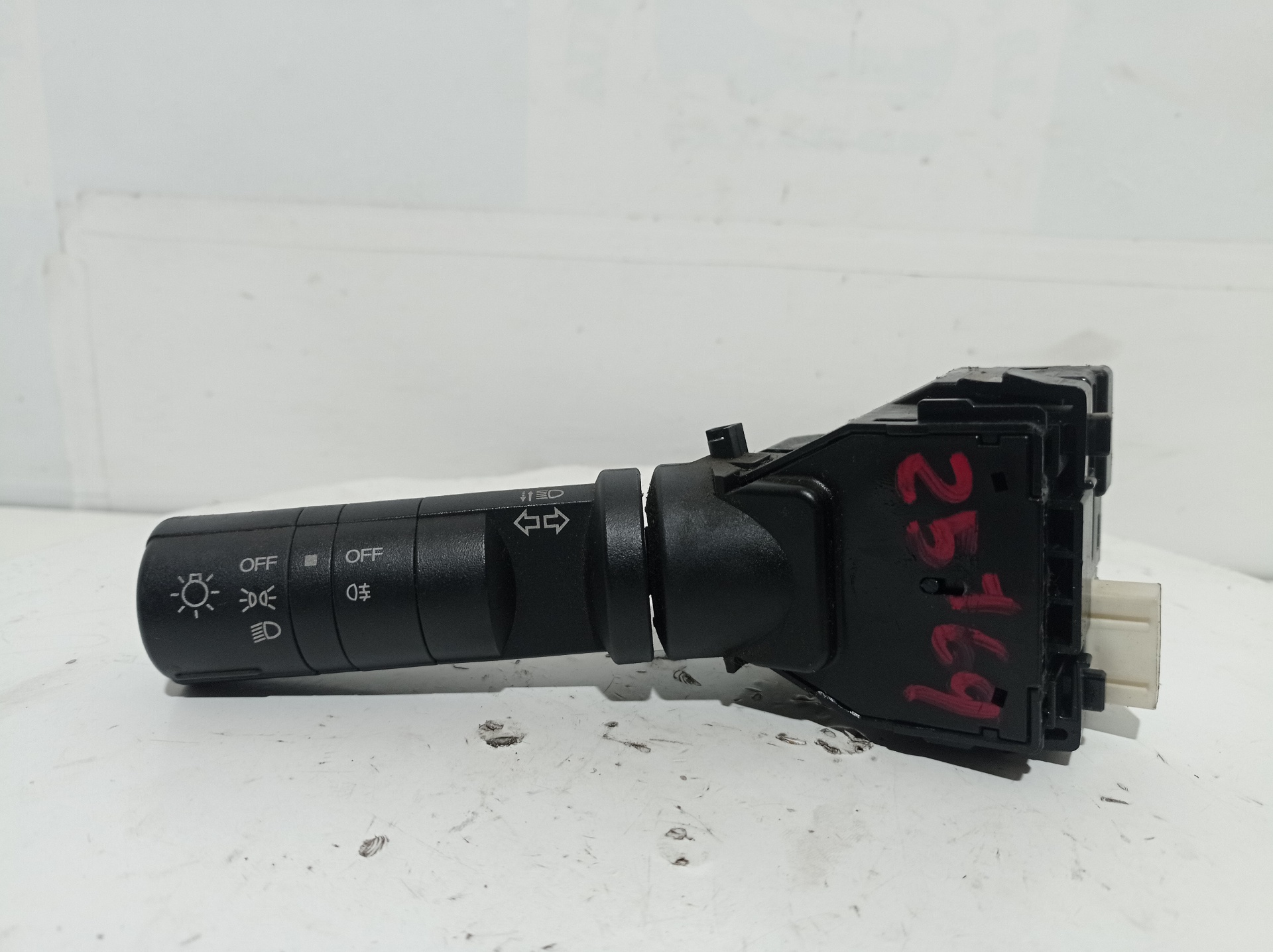 NISSAN Pathfinder R51 (2004-2014) Headlight Switch Control Unit 25540EB305 18409632