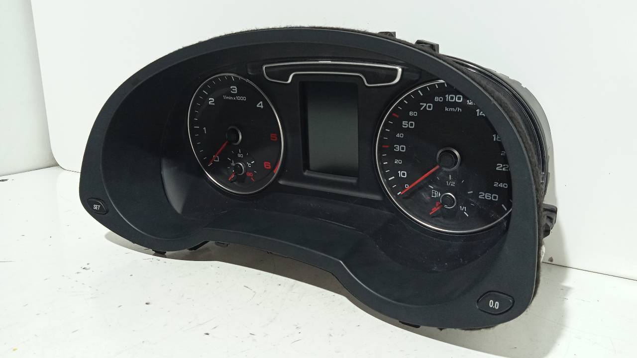 AUDI Q3 8U (2011-2020) Speedometer 8U0920930A 21624937