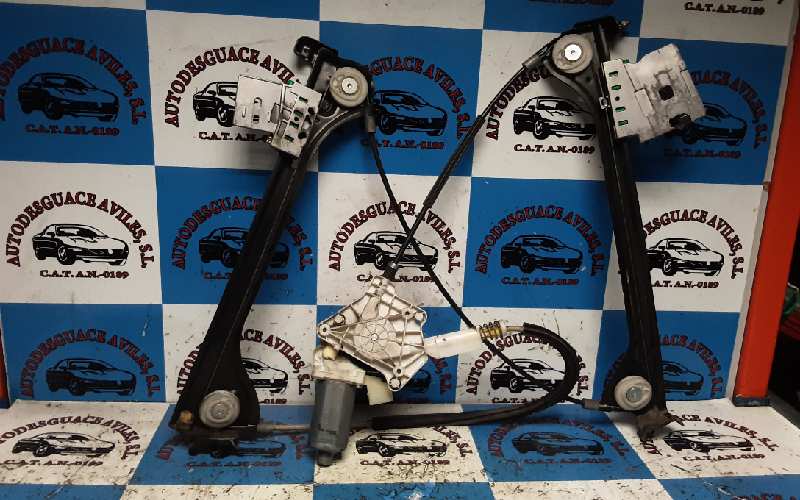 CHRYSLER SLK-Class R171 (2004-2011) Front Left Door Window Regulator A1718201342 24697529