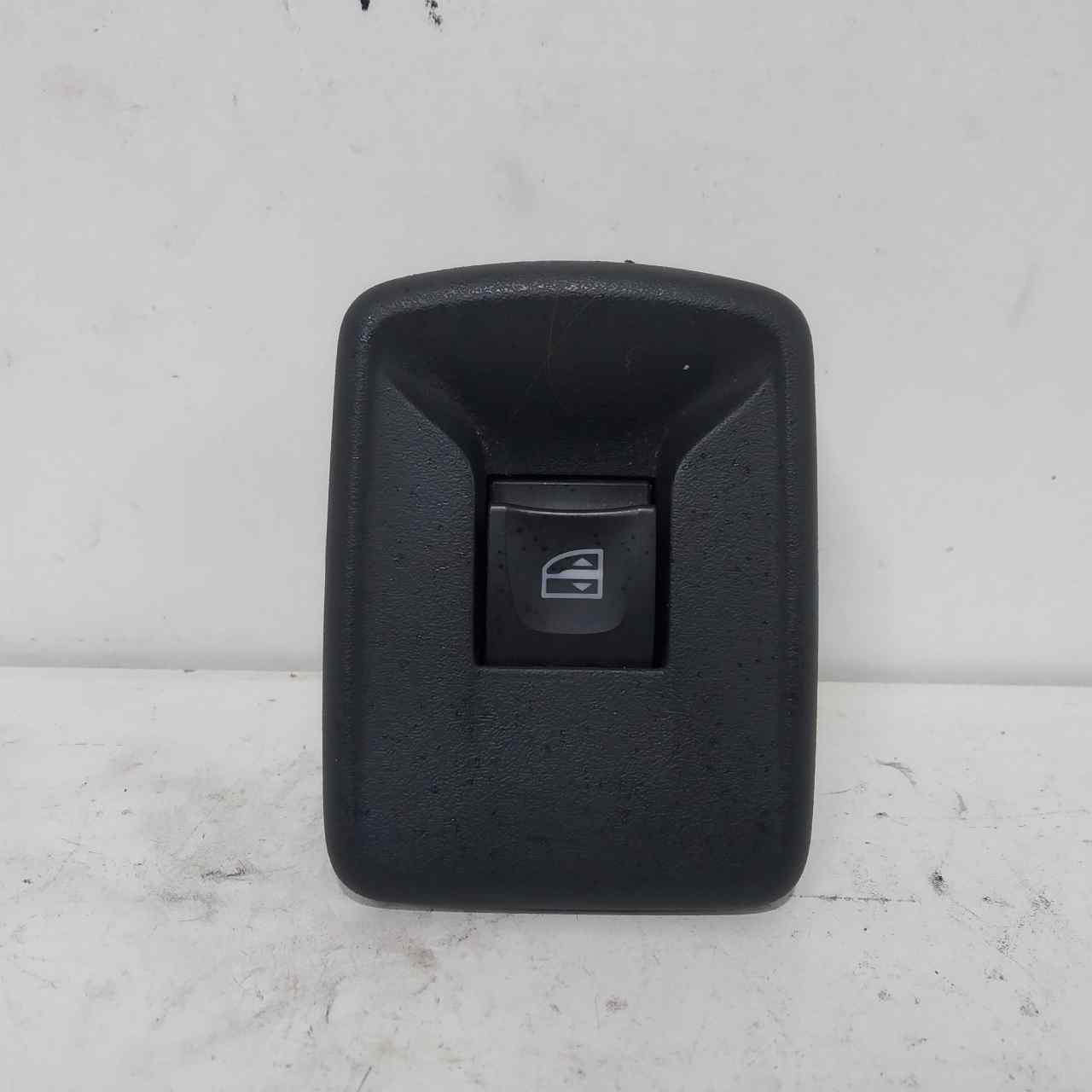 MERCEDES-BENZ Citan W415 (2012-2021) Кнопка стеклоподъемника передней правой двери 254217475R 24982598