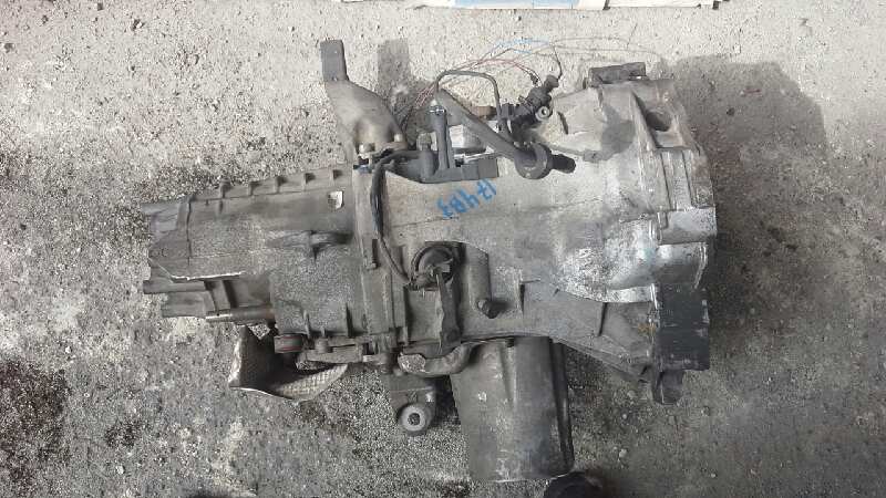 VOLKSWAGEN Passat B5 (1996-2005) Gearbox FHN 22840553