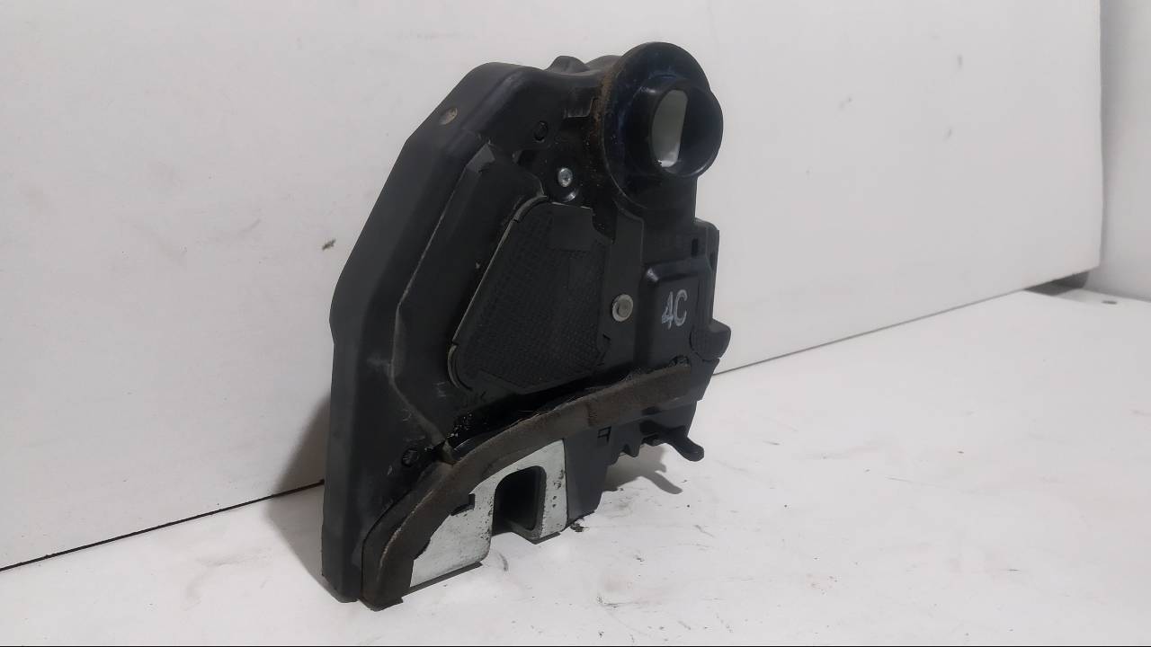 TOYOTA Auris 1 generation (2006-2012) Serrure de porte arrière gauche 6906005051 25221600