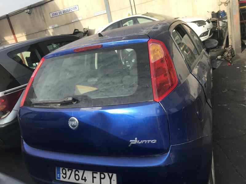 FIAT Punto 3 generation (2005-2020) Противотуманка бампера передняя правая 25222411