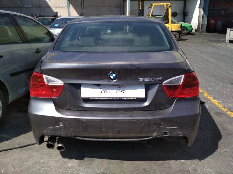 BMW 3 Series E90/E91/E92/E93 (2004-2013) Охлаждающий радиатор 25314535