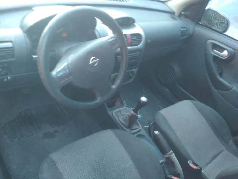 OPEL Corsa C (2000-2006) Oikea takavalo 24457236 18372860