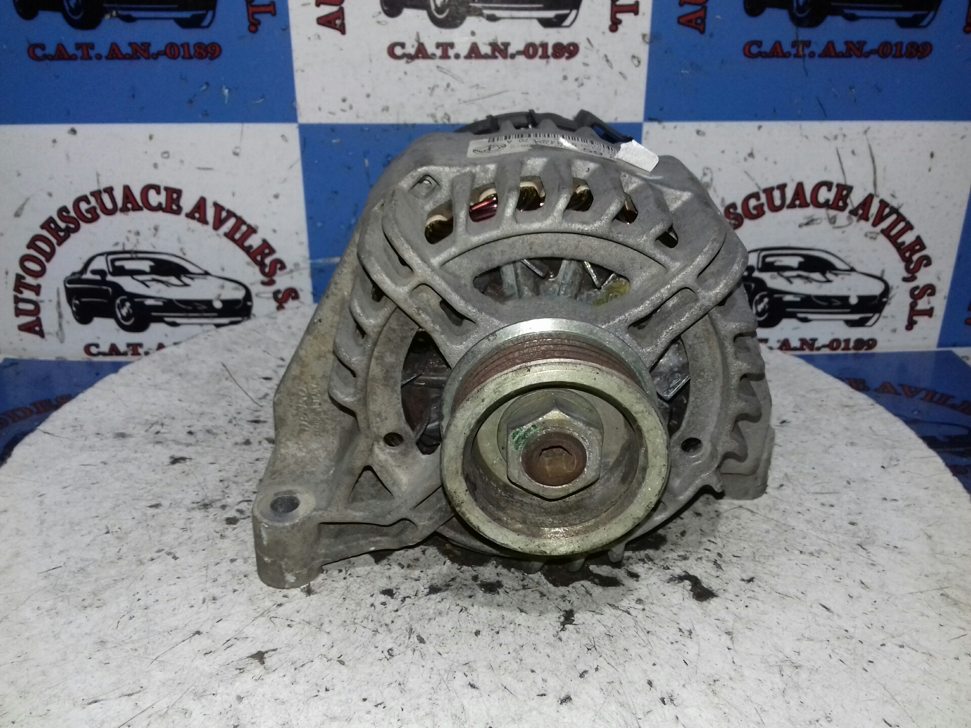 FIAT 500 2 generation (2008-2024) Alternator 51714794 25207342