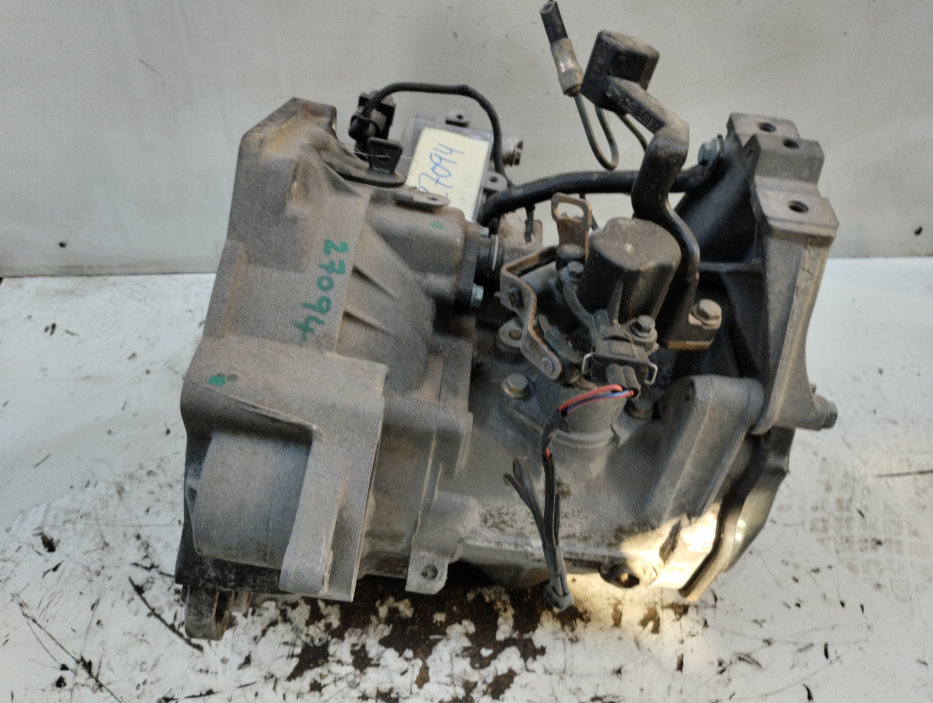 NISSAN Toledo 2 generation (1999-2006) Gearbox DEA 21421839