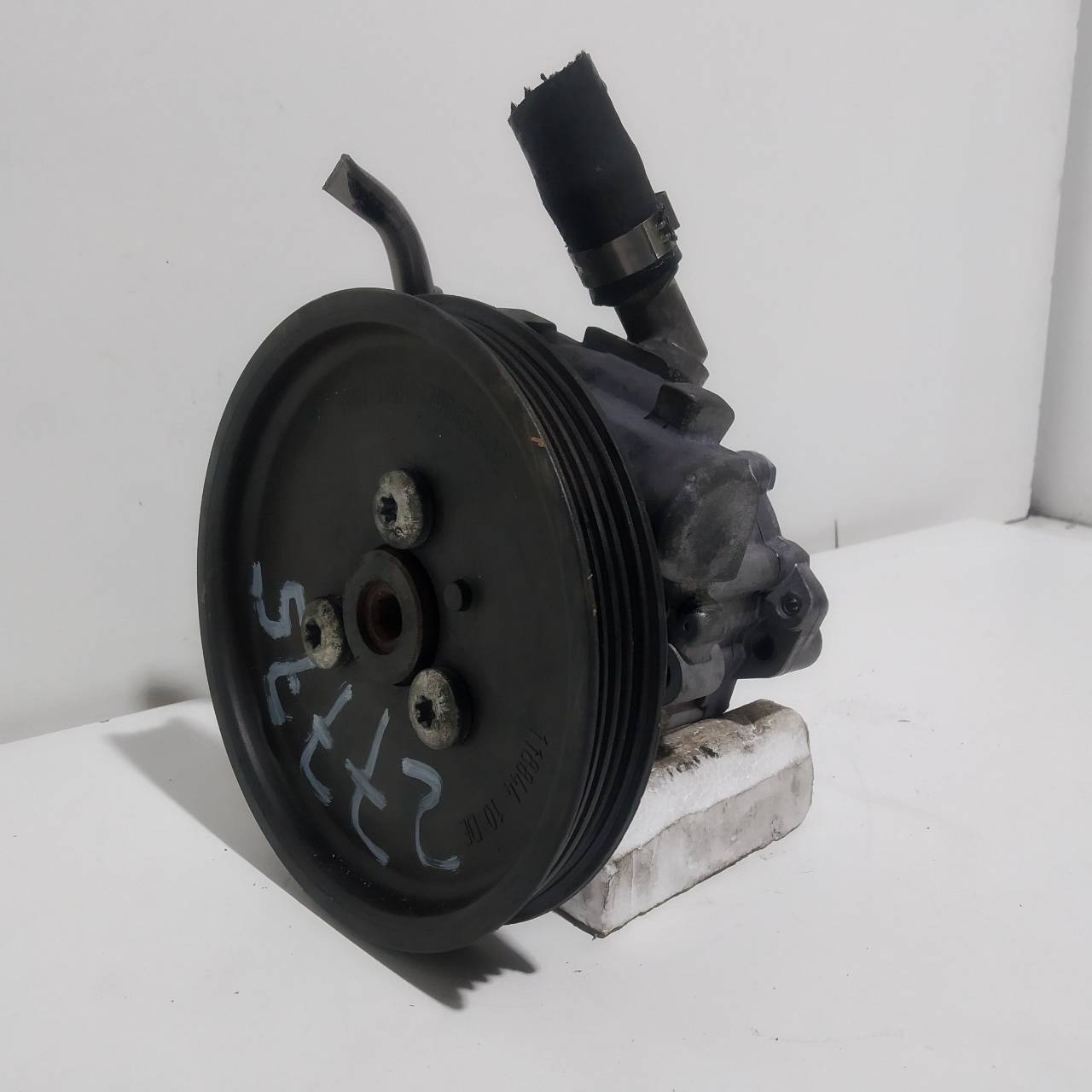 BMW 3 Series E90/E91/E92/E93 (2004-2013) Ohjaustehostimen pumppu ZFLS7692974546 25222021